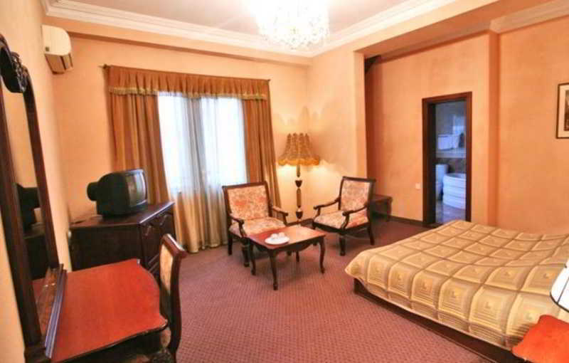 Hotel Sympatia Tbilissi Extérieur photo