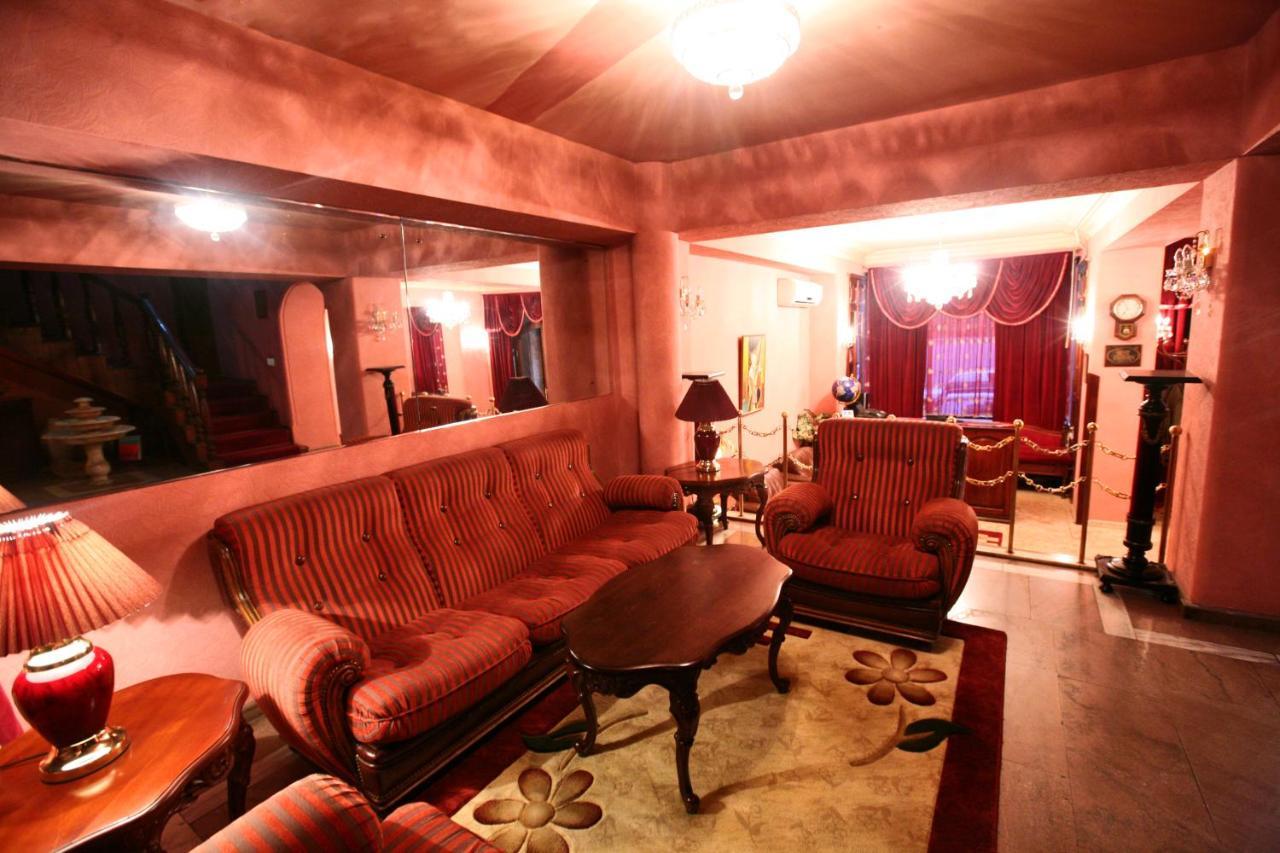 Hotel Sympatia Tbilissi Extérieur photo